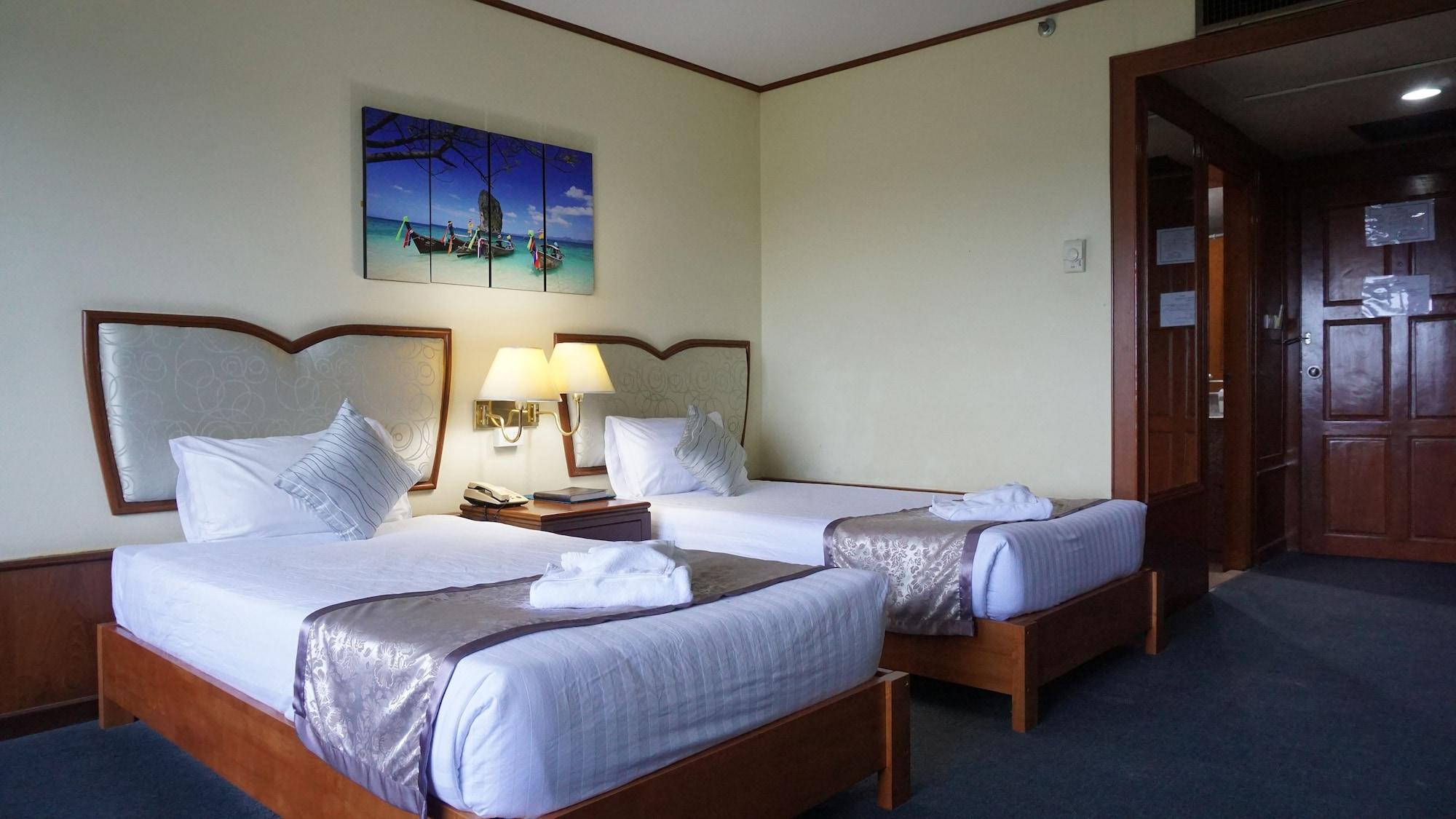 Wattana Park Hotel Trang Exterior foto