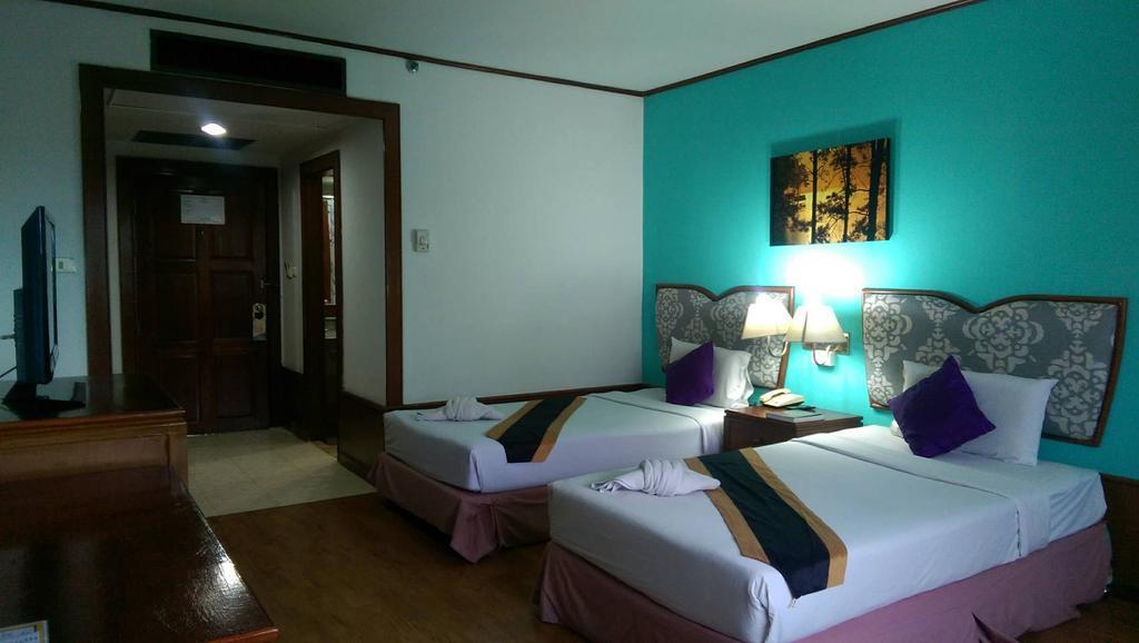 Wattana Park Hotel Trang Exterior foto