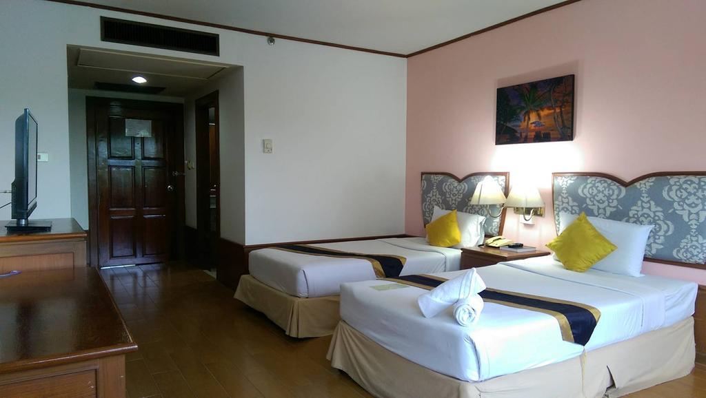 Wattana Park Hotel Trang Exterior foto