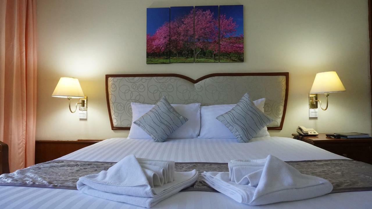 Wattana Park Hotel Trang Exterior foto